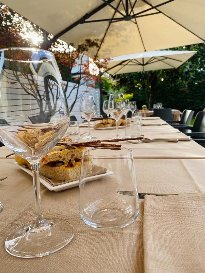 Antica Locanda Del Villoresi Nerviano Екстер'єр фото